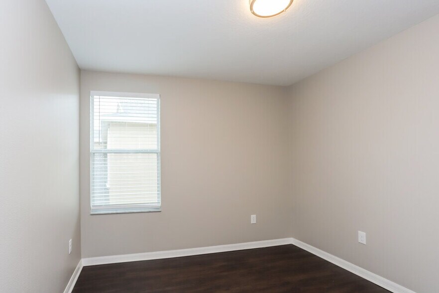 Building Photo - 6507 Trent Creek Dr