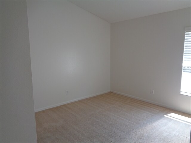 Building Photo - 7752 Blue Spring Dr