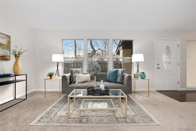 Building Photo - The Timbers townhome located in Cherry Creek School Disctrict.
