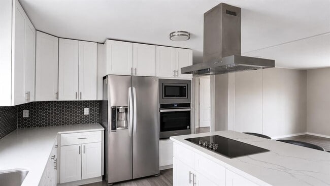 Building Photo - 15003 Chaparral Dr