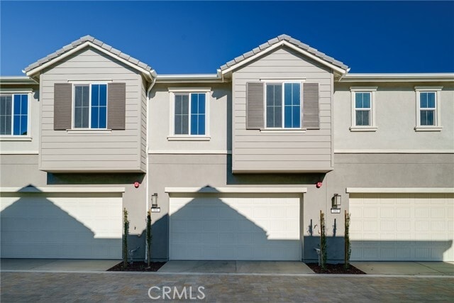 Building Photo - 3560 S Eichler Paseo