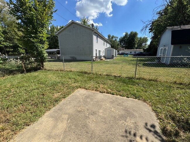 Building Photo - 5109 W Raymond St