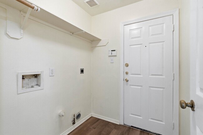 Building Photo - 21107 Stoney Haven Dr