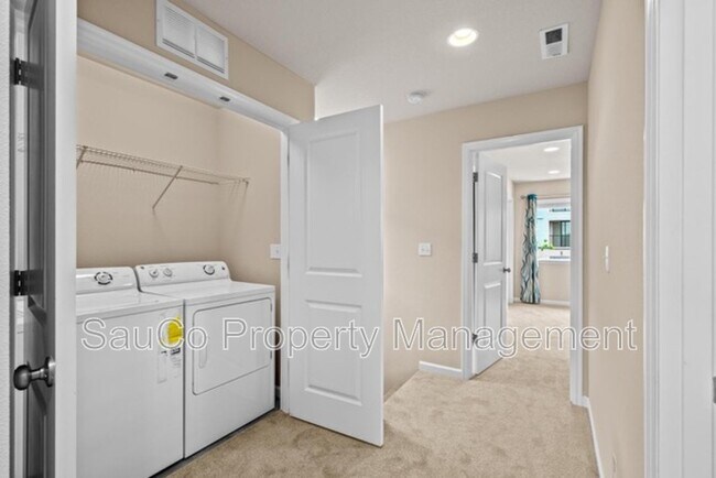 Building Photo - 7595 NW 170th Ave