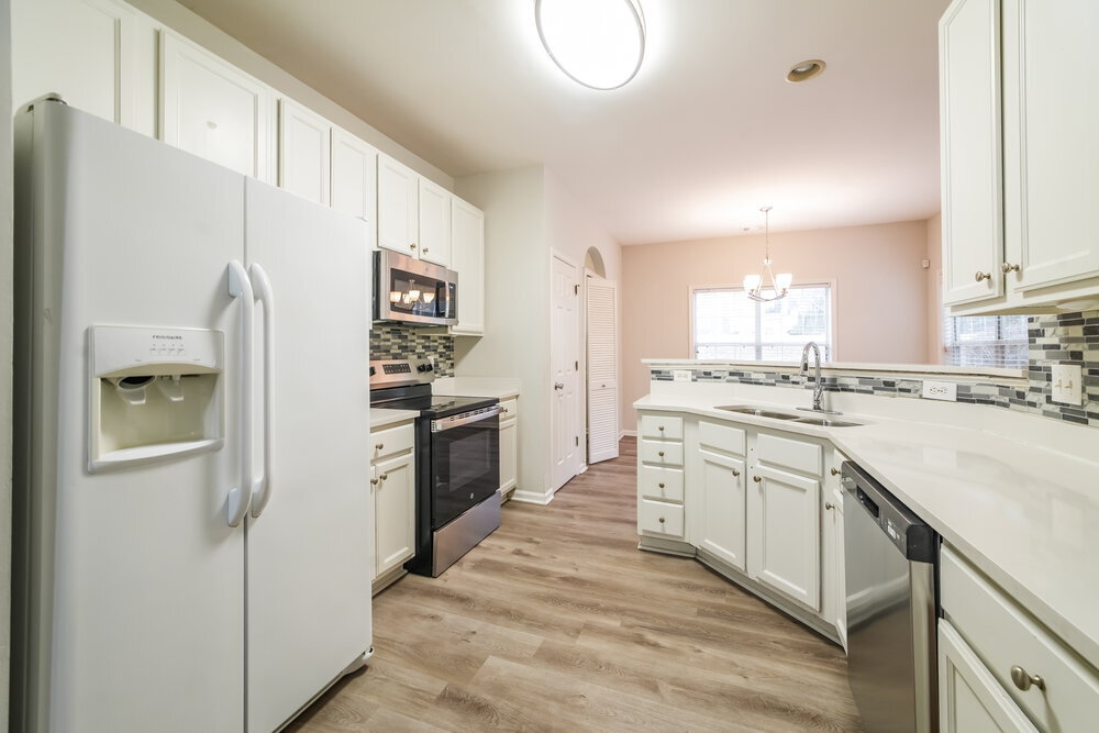 Building Photo - 2650 Neighborhood Walk