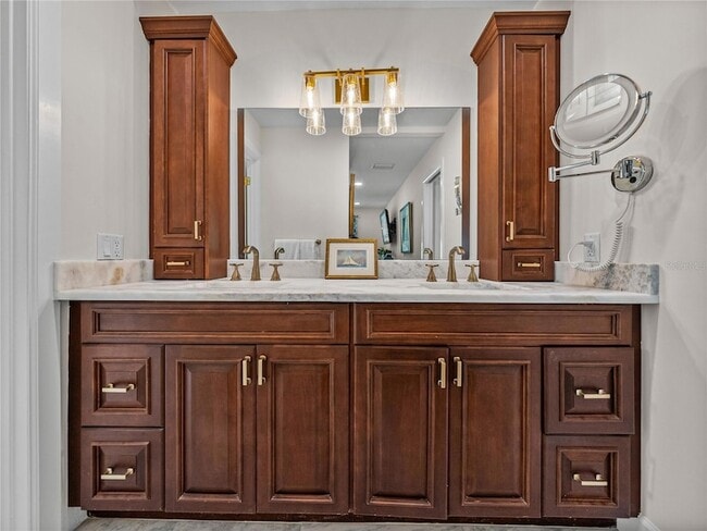 Building Photo - 829 59th Ave