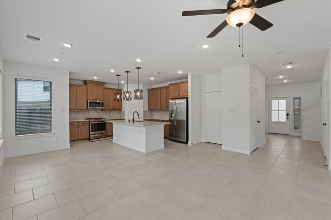 Building Photo - 23831 Oriole Vly Trl