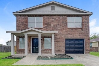 Building Photo - 260 Ariel Ln