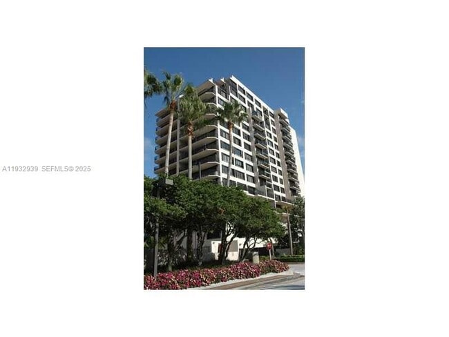 Building Photo - 540 Brickell Key Dr