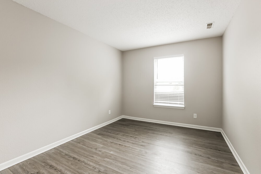 Building Photo - 10969 Sweetsen Rd