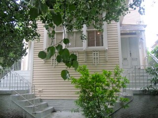 Building Photo - 2306 Octavia St