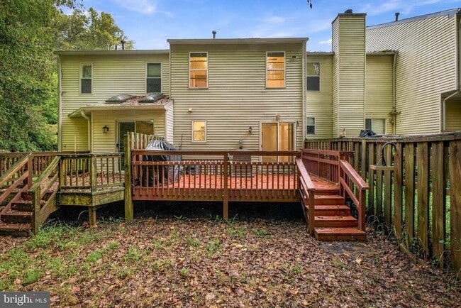 Building Photo - 1327 Alderton Ln
