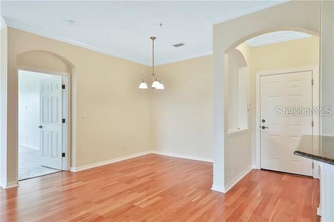 Building Photo - 11565 Mizzon Dr