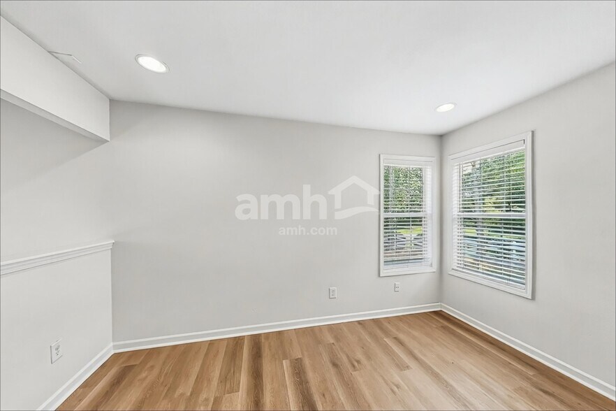 Building Photo - 10510 Glory Meadow Ct