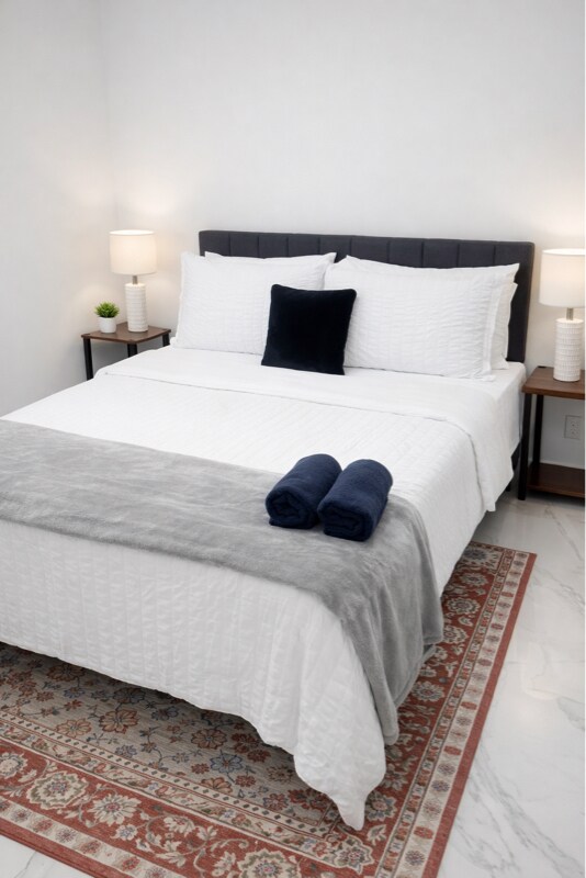 Building Photo - 740 Aprile Ave S