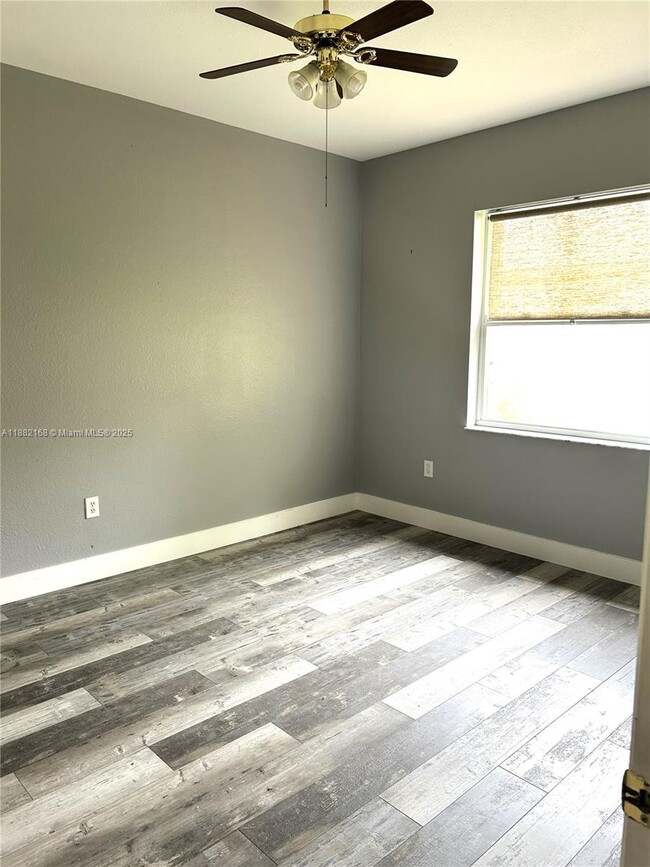 Building Photo - 791 NW 170th Terrace