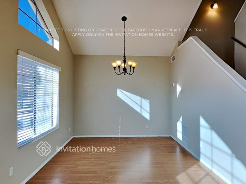 Building Photo - 42 W Hancock Ave