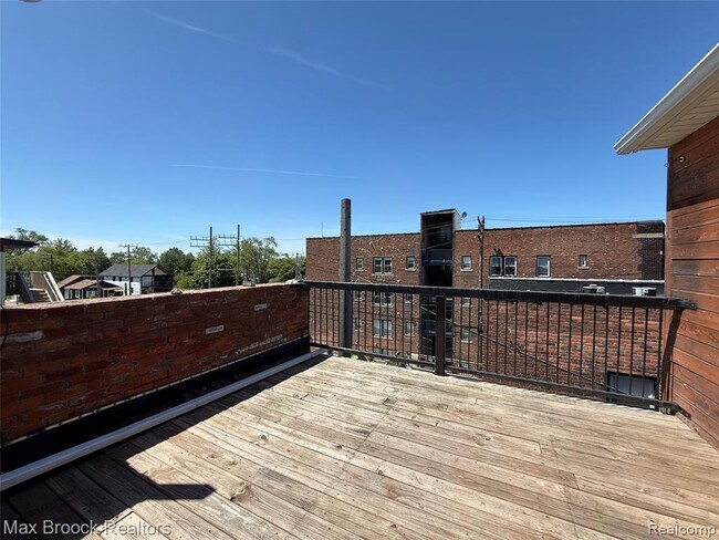 Building Photo - 3143 Trumbull
