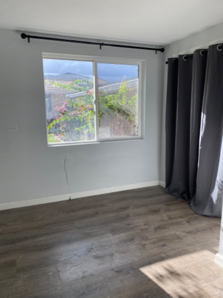 Building Photo - 91 Alehela St