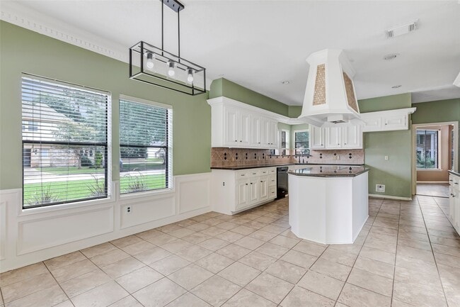 Building Photo - 12102 Moorcreek Dr