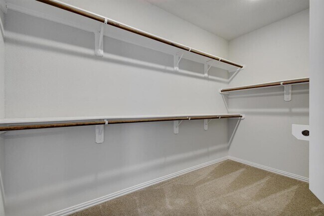 Building Photo - 858 Cherrystone Loop