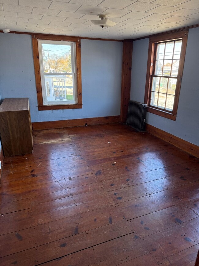 Building Photo - 50 Elm St