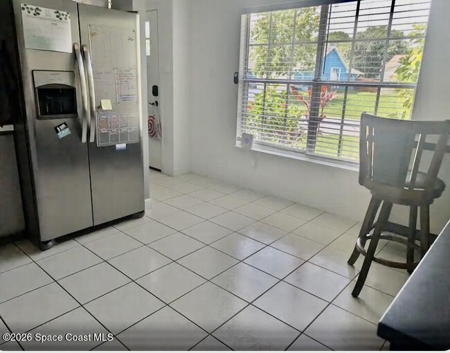 Building Photo - 700 Pampas St NW