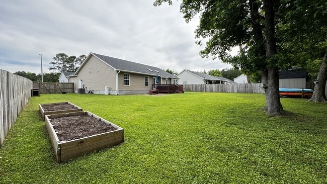 Building Photo - 95 Pollard Dr