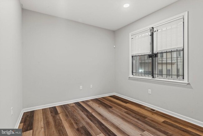Building Photo - 1607 Willington St