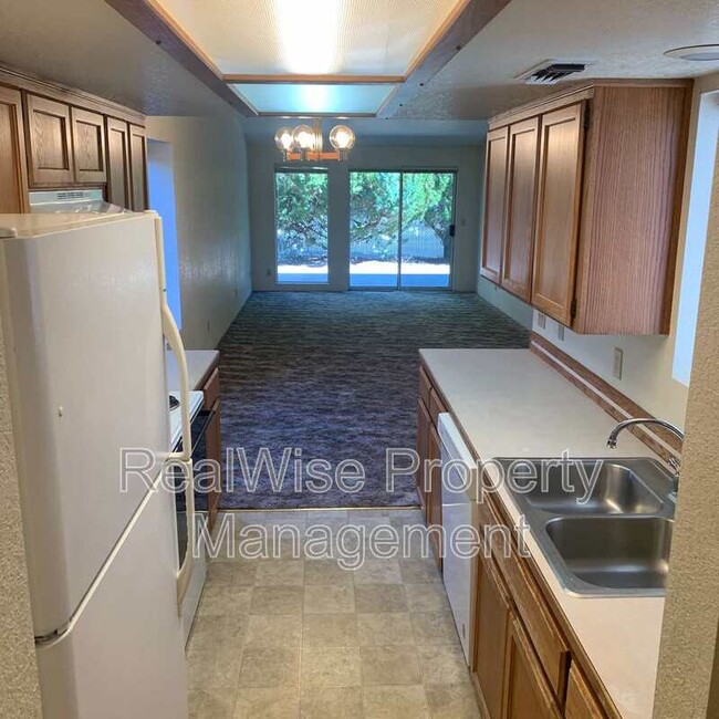 Building Photo - 1467 Cameo Ct
