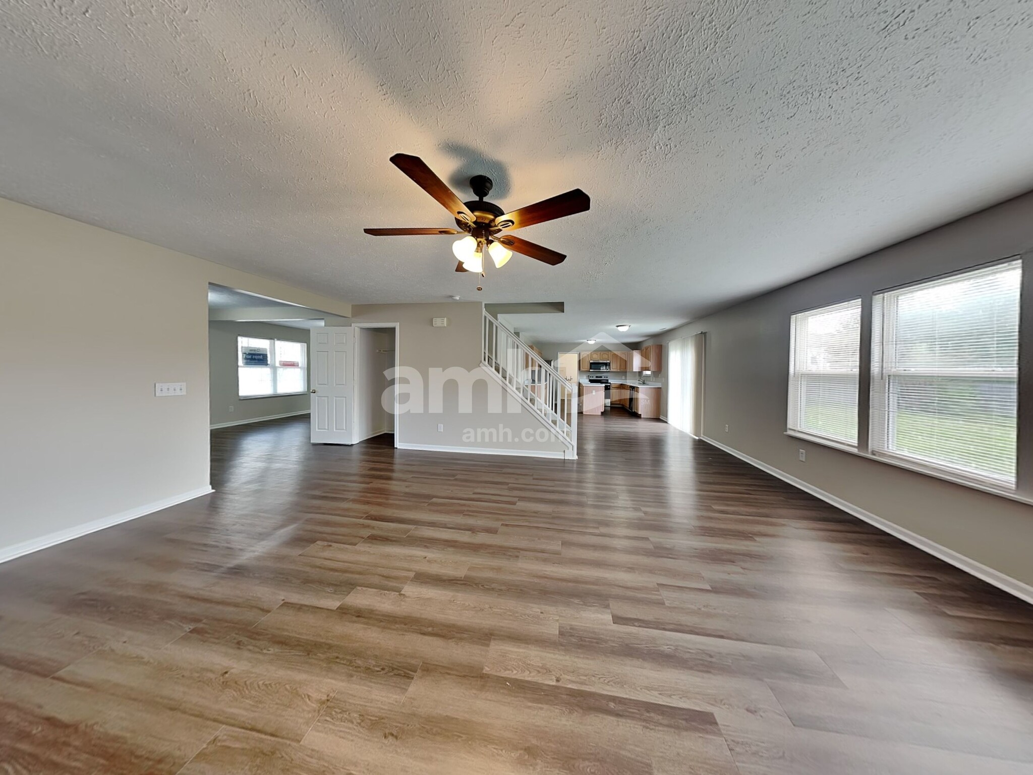 Building Photo - 10765 Standish Pl