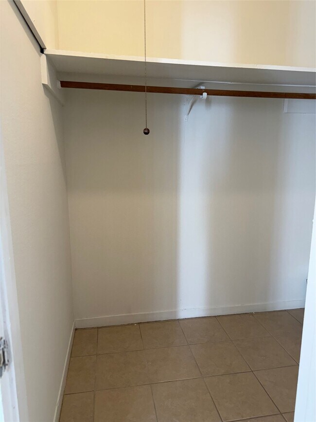 Building Photo - 2605 Marilee Ln