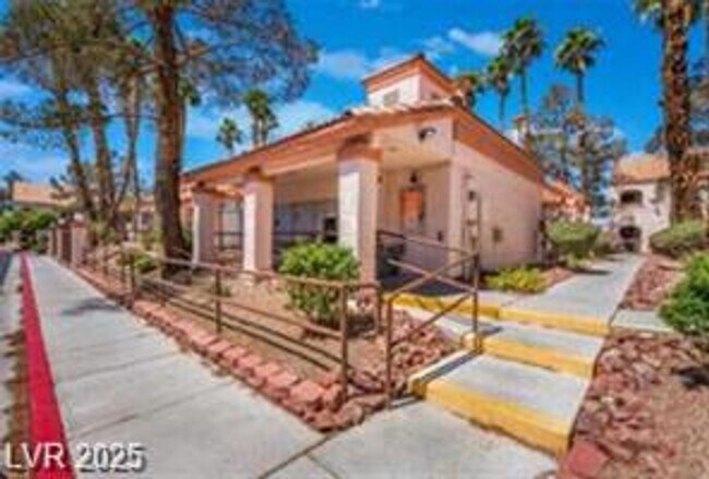 Building Photo - 7570 W Flamingo Rd