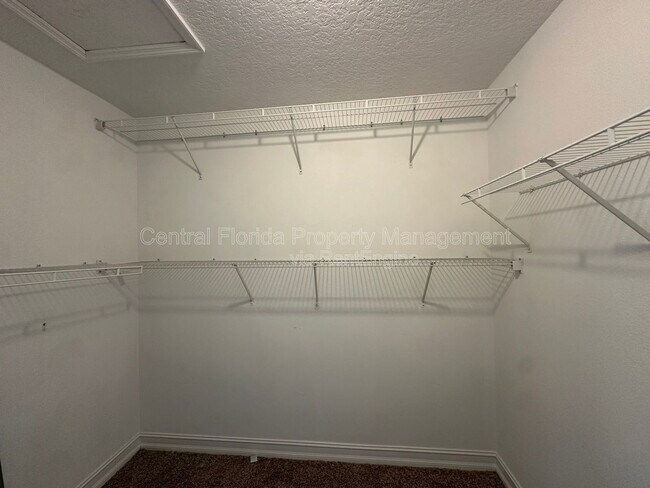 Building Photo - 6979 Bluestem Rd