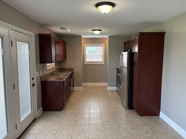 Building Photo - 7017 Golgotha Dr