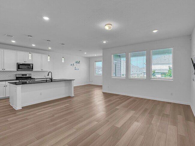 Building Photo - 2608 Emerson Trl