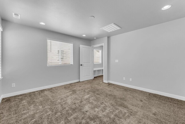 Building Photo - 3062 S 2425 W