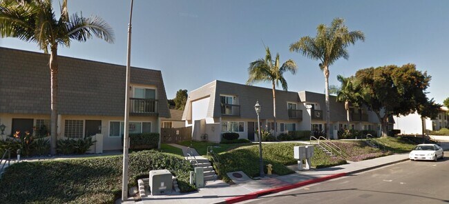 Building Photo - 821 Valley Ave