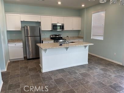 Building Photo - 30433 Village Knoll Dr