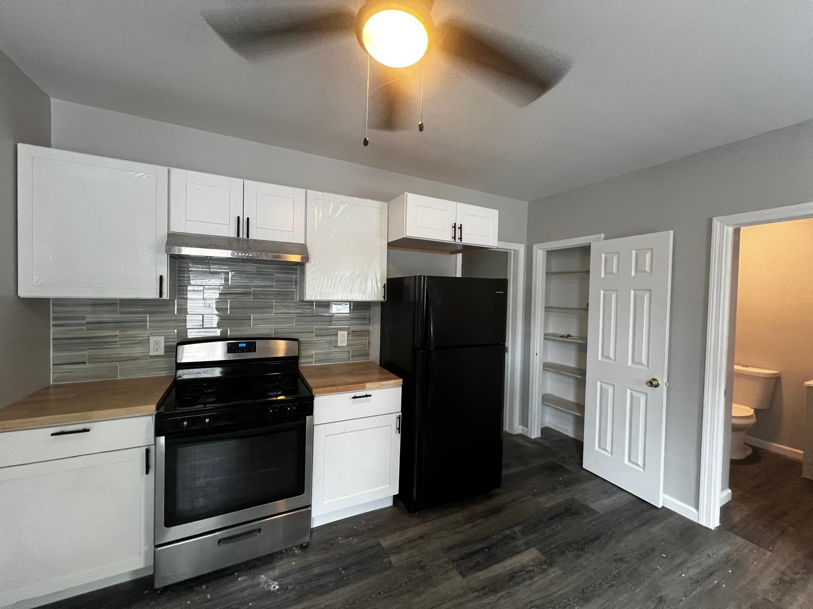 Building Photo - 41 Putnam St