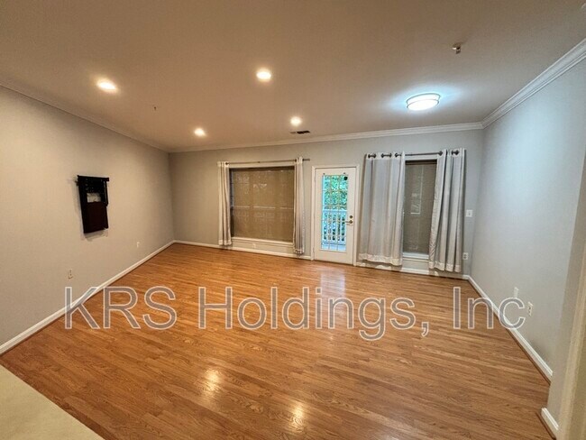 Building Photo - 4550 Strutfield Ln