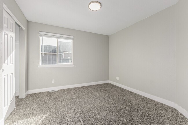 Building Photo - 3455 Grove St
