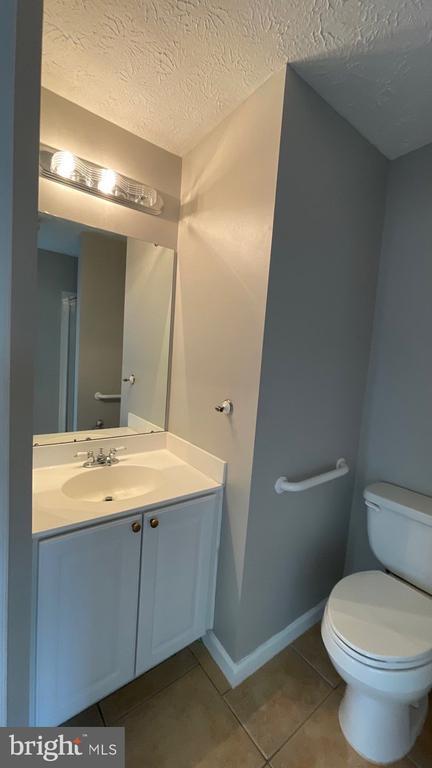 Building Photo - 4915 Riders Ct