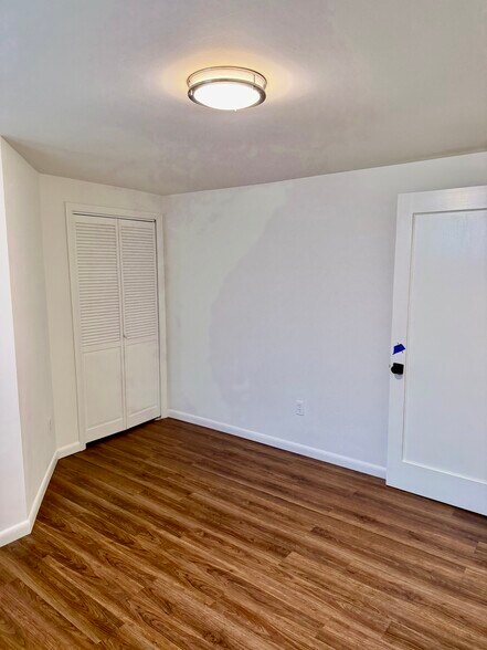 Building Photo - 59 Longdale Rd