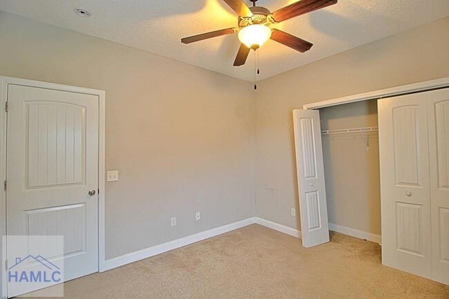 Building Photo - 582 Burke Dr