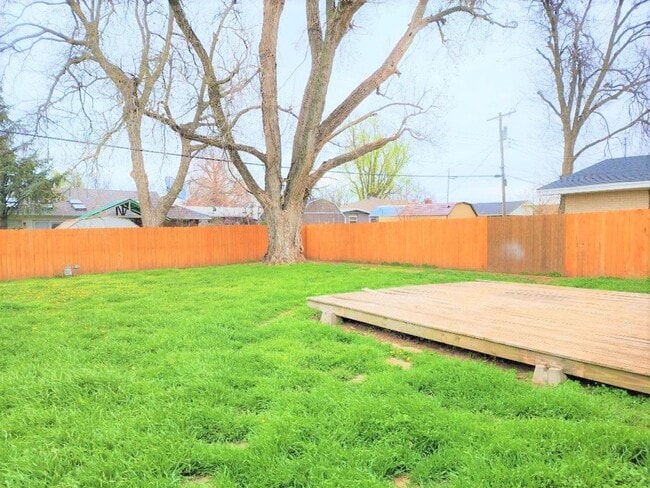 Building Photo - 3 Bed 1 Bath 1 Car in Bethany, OK PC Schools