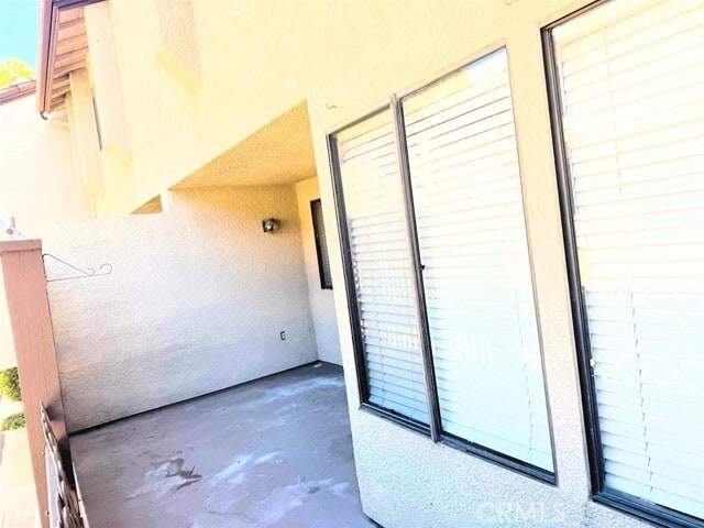 Building Photo - 7 Mountain Shadows Pl