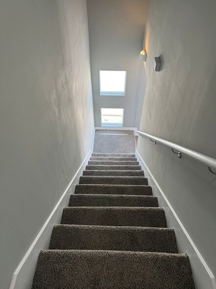 Building Photo - 416 J R Rodriguez St