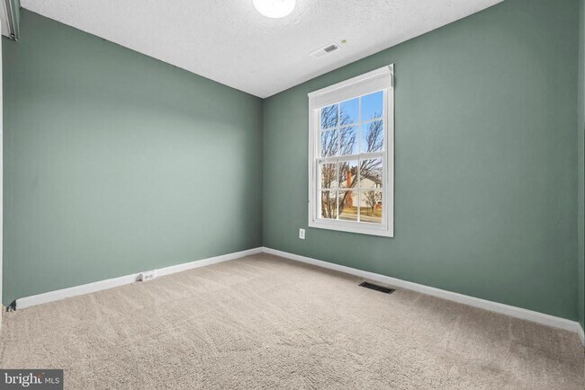 Building Photo - 104 Barksdale Pl