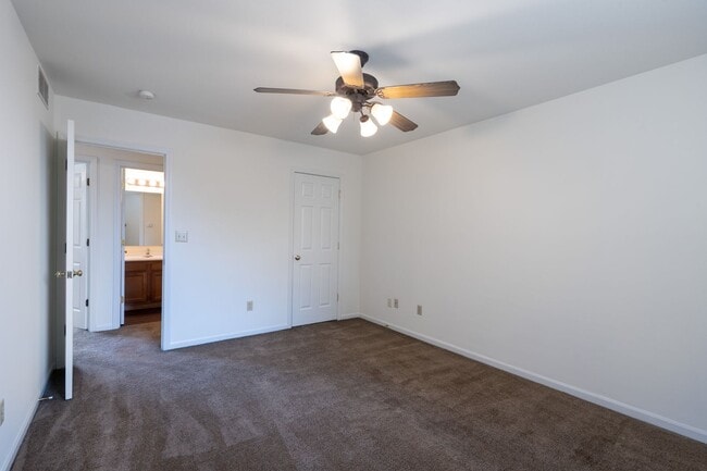 Building Photo - 3507-3509 Delmar Ct.